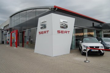 Seat szalon